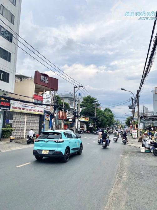 Bán nhà 1 sẹc hẻm xe hơi Tân Bình - Gần mặt tiền Phan Huy Ích - 2 tầng 4x10 - 4,6 tỷ - 1