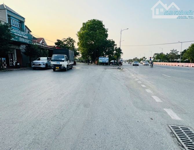 BÁN ĐẤT TẶNG NHÀ CẤP 4 KINH DOANH MẶT PHỐ ĐẠI ĐỒNG, ĐẠI MẠCH, TL 23, LÔ GÓC. - 1