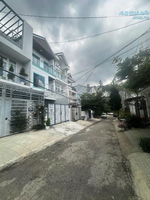 Nhà SRXD Khu QH Thái Lâm, Nguyễn Trung Trực - P4 -  8ty8 - 92m2 - 1