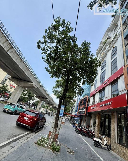 BUILDING MẶT PHỐ VIP HỒ TÙNG MẬU – 7 TẦNG THANG MÁY – DÒNG TIỀN 700TR/NĂM - 1