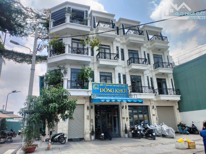 CĐT Nhà bán khu compound mặt tiền 3 lầu DTSD gần 300m2 sát chợ Bà Hom cũ - Tỉnh Lộ 10 - 1