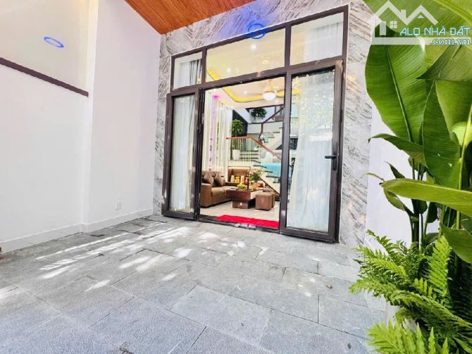 🏡 NHÀ 2 TẦNG MỚI ĐẸP-NỞ HẬU-SÂN RIÊNG ĐỂ XE-TRƯỜNG CHINH 💗 - 1