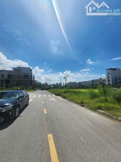 Bán lô đất. P Vạn An. áp góc dt 86.6m2 mt 7m hướng TN giá bán 6.6 tỷ - 1
