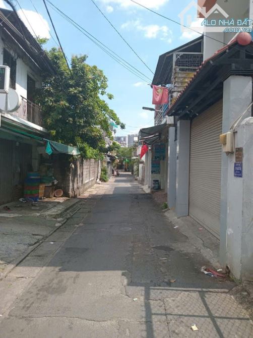 BÁN NHÀ 3 TẦNG NGUYỄN DUY TRINH, LONG TRƯỜNG, GIÁ CHỈ NHỈN 5 TỶ - 1