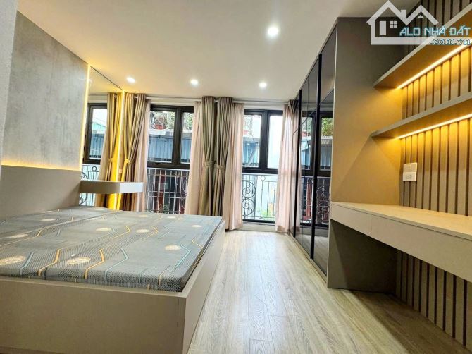 NHÀ ĐẸP GẦN TÂY HỒ CẦN BÁN- LÔ GÓC 2 THOÁNG- 50Mx5TẦNG- GARA Ô TÔ 7 CHỖ- 13.8 TỶ- KHÔNG QH - 1