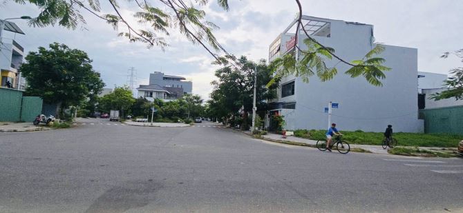 Bán nhanh lô góc Hồ Phi Tích và Nguyễn Đình Thi - Hoà Xuân, Đà Nẵng vị trí đẹp - 1