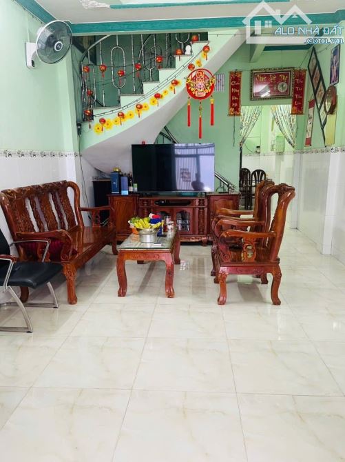 Bán nhà phố 1 trệt 1 lầu, 2PN, 2WC tại Bình Đông, Q.8 - DT 3.9x13m, pháp lý chuẩn, chỉ 4Tỷ - 1