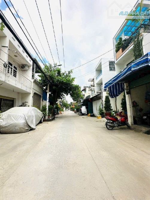 Bán nhà Tân Phú-Đường ô tô 8M-Gần AEON-Nguyễn Hữu Tiến-P.Tây Thạnh-68m2-4x17-4tầng-4PN,5WC - 1