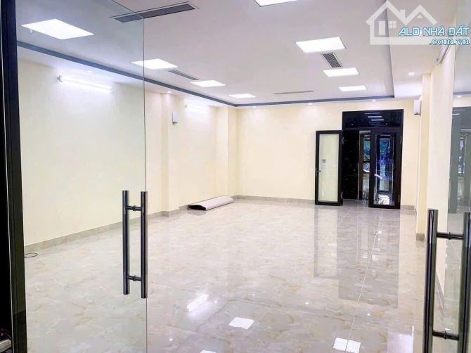 Cho thuê Tòa nhà Văn phòng đường Nguyễn Tuân, DT 75m2, 7 tầng, thang máy, mặt tiền 5m. - 1