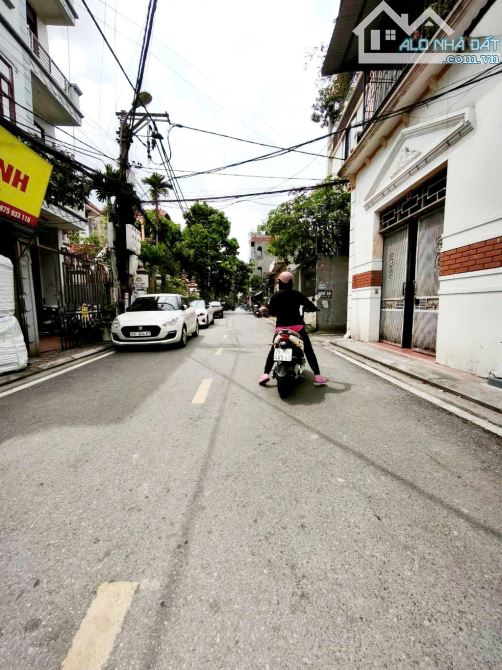 BÁN ĐẤT AN ĐÀO – TRÂU QUỲ, GIA LÂM – GIÁ QUANH 4 TỶ - 15m ra PHỐ CHÍNH AN ĐÀO-SÁT VINOCEAN - 1