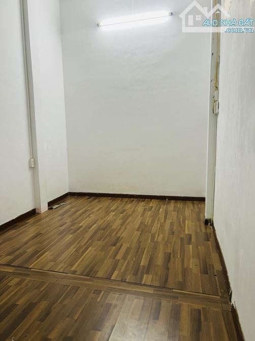 NHÀ SIÊU VỊ TRÍ ,2 MT tương lai ĐẶNG MINH TRỨ, P10, TÂN BÌNH.dt.35m2 giá chỉ 4,2 tỷ - 1