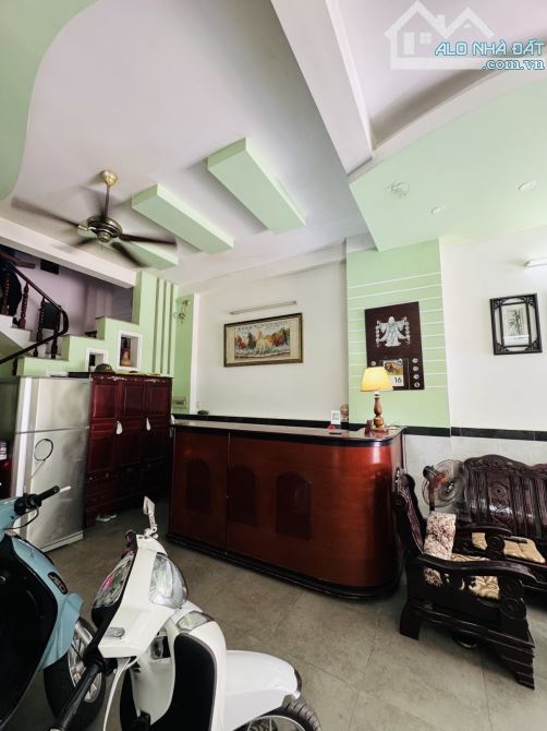 Bán khách sạn Mặt tiền khu Tên Lửa, 4 tầng, 5x20m - 1