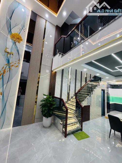 🏡 Nhà 5 Tầng, Thiết Kế Hiện Đại, Sổ Vuông Vức - Mã Số: NTK-25.8-592 - 1