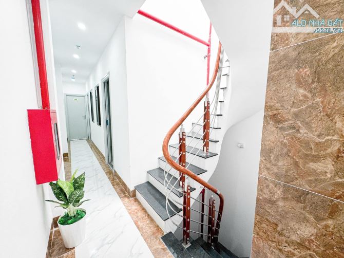 Chẳng hiểu sao giờ vẫn còn căn CCMN Phú Diễn đẹp thế này nữa, chỉ biết căn này cách phố10m - 1