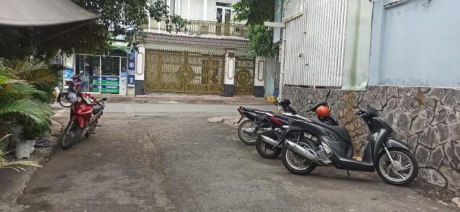 GIẢM CÒN 6.1 TỶ – NHÀ 1 TẦNG, 101M2 SÁT NGÃ TƯ THỦ ĐỨC – LÊ VĂN VIỆT - 1