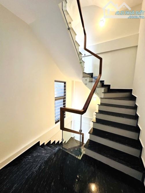 Nhà Lạc Long Quân, 72m, 5 tầng, xây mới,  11,5 tỷ - 1