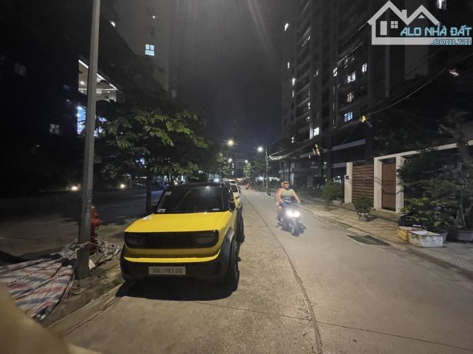 BÁN NHÀ NGUYỄN VĂN CỪ- DT 33M2-5 TẦNG- Ô TÔ QUA CỬA- CHỈ 7 TỶ- CỰC HIẾM! - 1