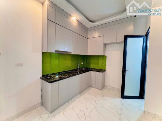 Bán nhà lô góc Dương Nội .Ngõ nông, gần Aeon Mal,sổ đỏ chính chủ - 1