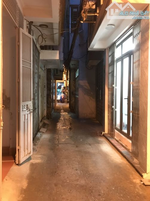 Nhà Đẹp Hiếm – Khương Trung – 39m² Giá Chỉ 8,25 Tỷ – Ngõ Thông, Gần Ô Tô - 1