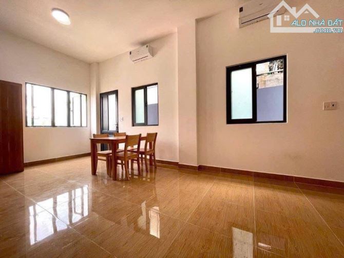 CHDV 14 phòng full nội thất, ngay cạnh Cityland Nguyễn Văn Lượng - DT140m2 x 4 tầng - HXH - 1