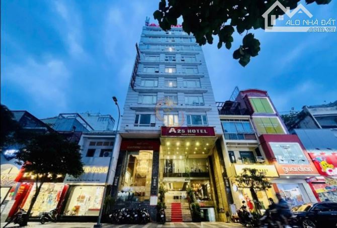 350 tỷ! Cực may mắn khi sở hữu khách sạn 60 phòng phường Bến Thành - 12x26m - Hầm 10 Tầng - 1