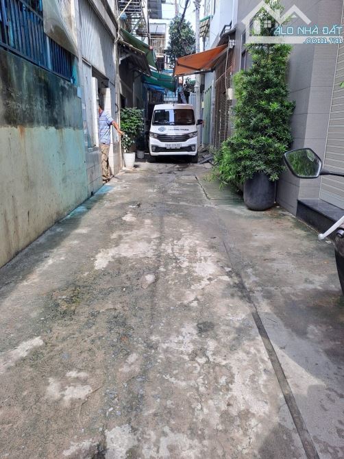 Bán Nhà Hẻm Xe Hơi Gò Vấp-4Tầng-38m2-Giá 5,6 Tỷ - 1