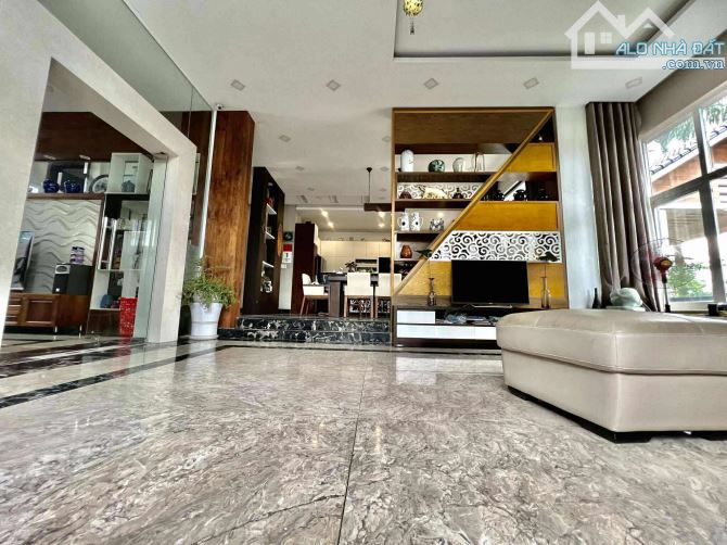BÁN SIÊU BIỆT THỰ THẠNH LỘC, QUẬN 12, VIEW SÔNG SÀI GÒN, 600M2. - 1
