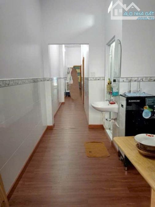 Nhà sau bến xe tại đường thái thị giữ, bà điểm dt 100m2 giá 980 triệu, sổ hồng riêng - 1