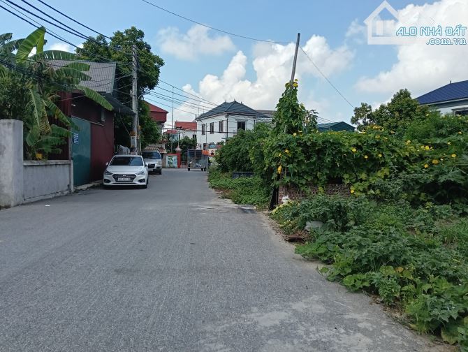 XUÂN LAI.GIA BÌNH .BẮC NINH _2 Ô TÔ TRÁNH_DT 80M_GIÁ 2 TỶ NHỈNH - 1