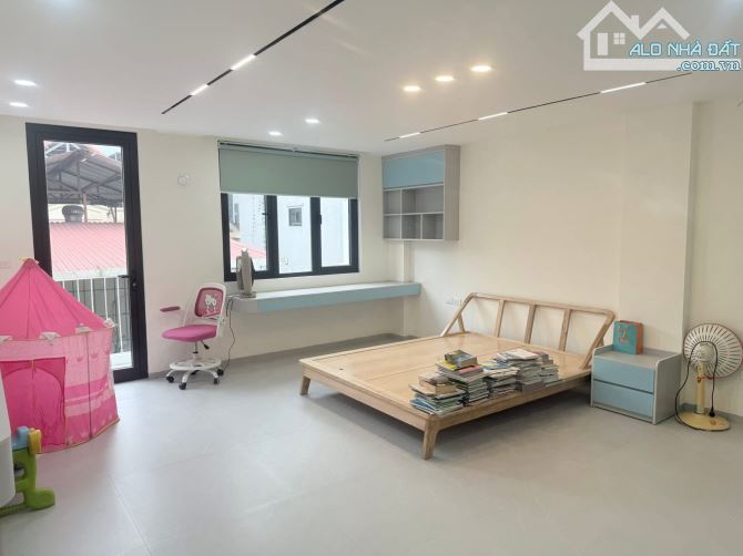 Giảm Chào Bán Gấp Nhà 7 Tầng Kinh Doanh Trần Quang Diệu Đống Đa DT 57M MT 5.1M Giá 28.5Tỷ - 1