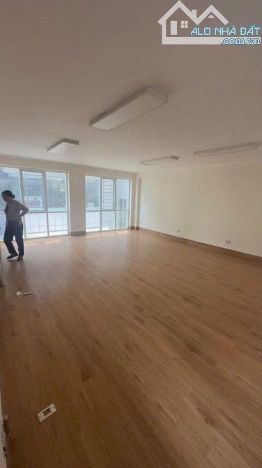 Cần cho thuê tòa nhà Văn Phòng Láng Hạ, Đống Đa NHÀ MỚI  CÓ THANG MÁY - 1