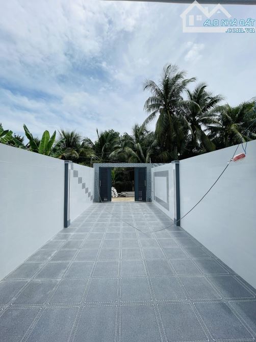 Nhà lầu mới xây dựng đường oto 7 chỗ, ấp 2 Trung An, Mỹ Tho Tiền Giang - 1