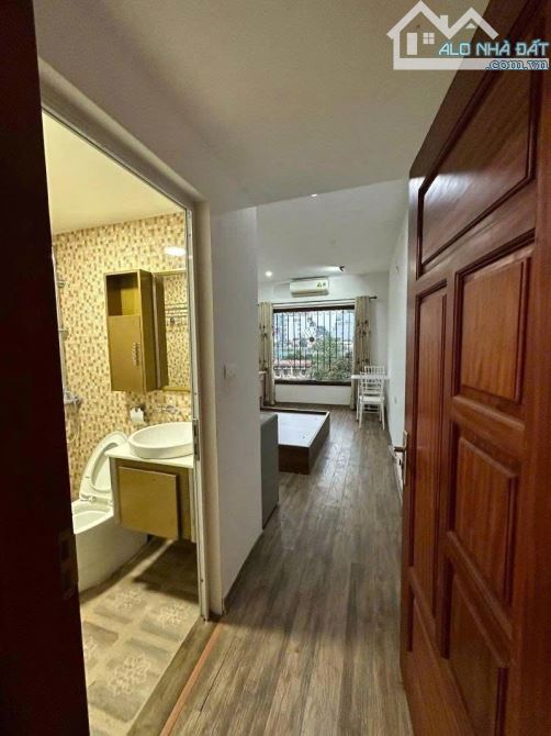 Bán nhà phố Khâm Thiên - Đống Đa, 23m2*5 tầng, lô góc - gần phố - CHỈ 5,9 TỶ - 1