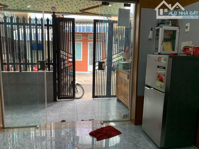 Bán Nhà Căn Góc Phước Tân - Cách đường LHP 30m gần Mã Vòng -DT: 42m2Giá bán : 2,050tỷ LH - 1