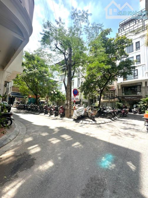 Nhà Nguyên Hồng lô góc kinh doanh sử dụng ngay 75m 5 tầng mặt tiền 17m giá 54 tỷ - 1