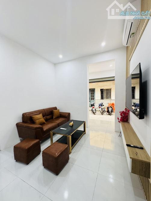 Bán TT Tầng 1 Phan Văn Trường 70m2 - 2 ngủ - Ô TÔ đỗ - chỉ 3,999 tỷ - 1