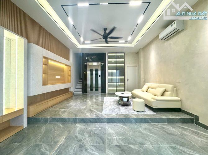 NHÀ ĐẸP PHỐ TÂY SƠN - ĐỐNG ĐA 40,5 XÂY 6 TẦNG THANG MÁY FULL NỘI THẤT CHỈ 13.X TỶ - 1