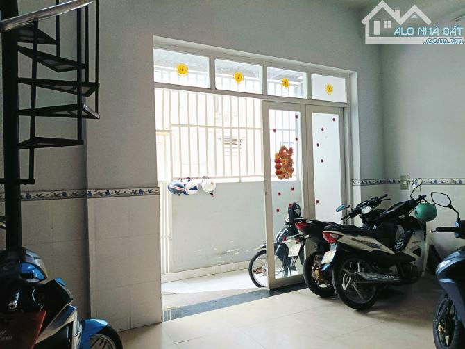 BÁN GẤP NHÀ ĐƯỜNG ĐẶNG VĂN BÍ 110M² (5,5*20) 4 TẦNG. 6,75 T - 1