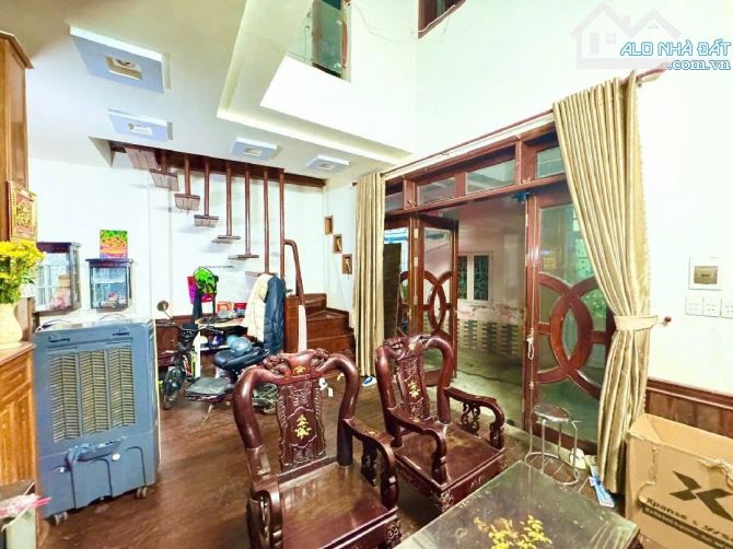 🏡BÁN NHÀ 2 TẦNG THIẾT KẾ ĐẸP-HẢI PHÒNG-VỊ TRÍ TRUNG TÂM-THUẬN TIỆN ĐI LẠI-ĐÀ NẴNG - 1