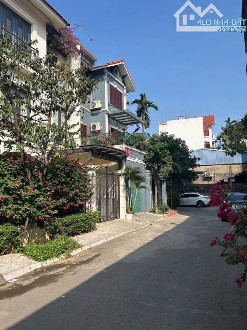 Biệt thự vườn Momota Nguyễn Đức Cảnh. Diện tích 140m2, thiết kế 04 tầng, mặt 10m lô góc. - 1