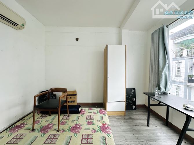 Bán nhà mặt tiền Phú Nhuận - khu Phan Xích Long - 6 tầng - 12 phòng - 1