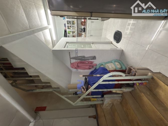 B.ÁN NH.À HẺM THÔNG VÀI BƯỚC RA MẶT TIỀN - CHỢ VẢI TÂN BÌNH  - 43M2  Lạc Long Quân - 1