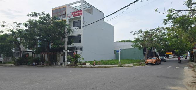 Bán lô góc đẹp 177m2 - Góc 2 mặt tiền view Sông  đường Nguyễn Đình Thi - Hồ Phi Tích , Hoà - 1