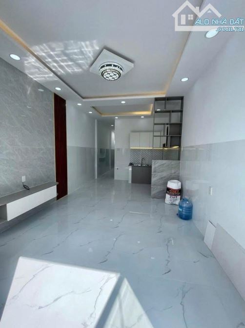 GẤP ! Bán nhà c4 mới ở Tân Thông Hội Củ Chi 5x20 ( 101m2 ) 930 TRIỆU Sổ hồng riêng sẵn - 1