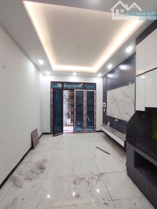 Bán Nhà Mậu Lương 30m2 Nhà mới thang máy bay nhanh - 1