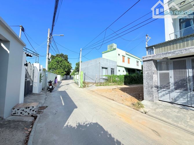 🌈BÁN LÔ ĐẤT 2 MT QUAN  CHÂU HOÀ CHÂU SIÊU ĐẸP GIÁ CHỈ 2,6TỶ  💥Cực hiếm lo đất 2 mặt - 1
