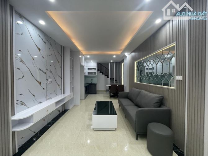 Nhà mới xây Bùi Xương Trạch, 5 tầng, đầy đủ tiện nghi, gần hồ, giá 7.5 tỷ - 1