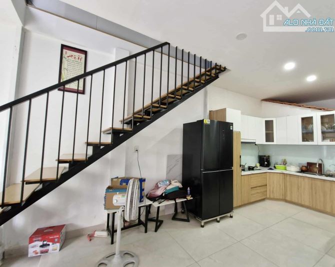 Nhà Căn Góc 40m² Trệt + Lầu, Tăng Nhơn Phú B, Giá 3.4 Tỷ - 1