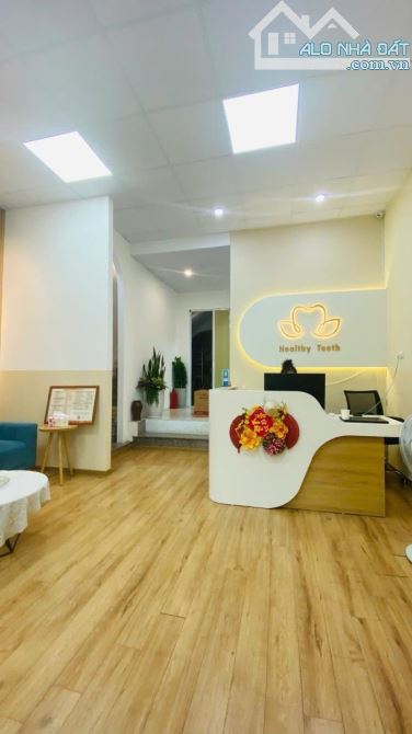 Lô góc mặt phố Hoàng Ngân giá ngõ, vỉa hè kinh doanh vô đối, DT 78m2, MT 5,5m, 24 tỷ - 1