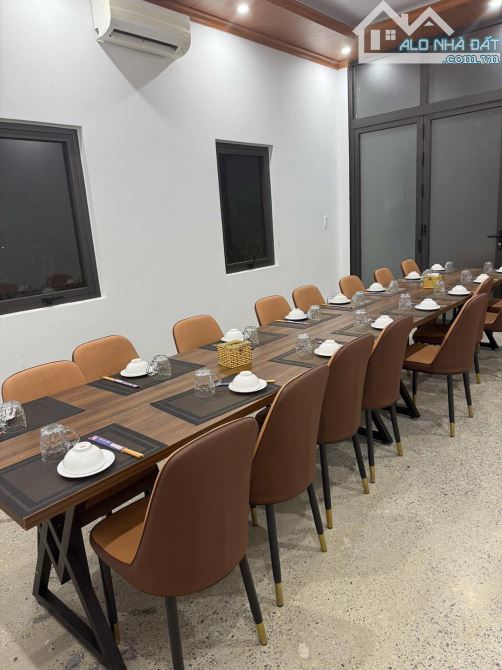 BÁN NHÀ HÀNG MẶT TIỀN HÙNG VƯƠNG – TRUNG TÂM HỘI AN - DT 365M2 - GIÁ 2X TỶ